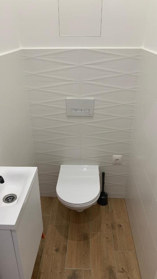 Sipsix Apartment - Modern 2 Bedroom Newly Renovated Flat With Ac In Budapest City Centre Budapesta Exterior foto